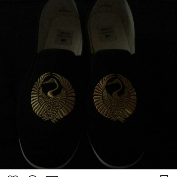 1000% authentic Sasquatch Supreme ss16 slide ons d - Picture 2 of 6